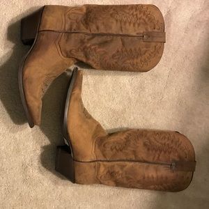 Women’s cowboy boots